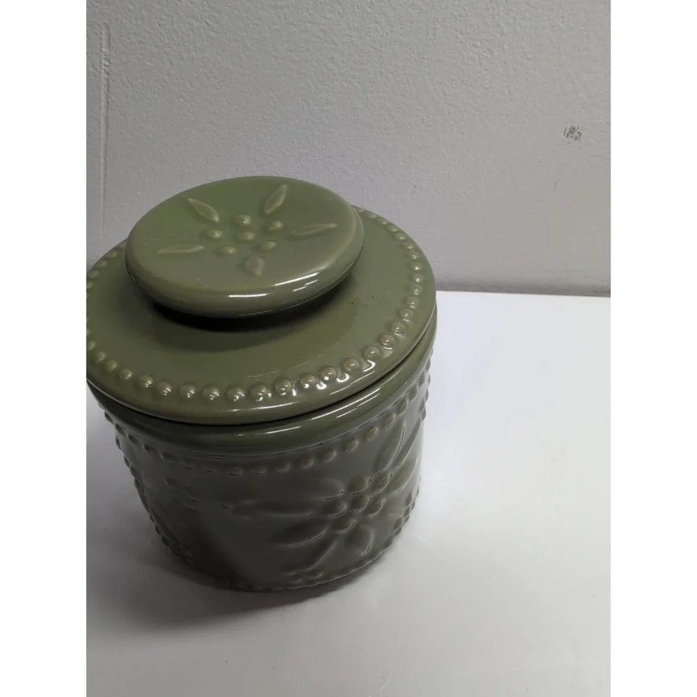 Temp-tations 16 oz Green Ceramic Butter Bell w/ Lid Floral Embossed Cylinder